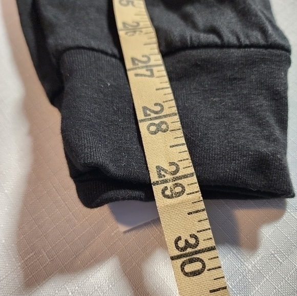 Disney Tim Burton's The Nightmare Before Christmas Large Black Crop Top NWT - Picture 8 of 9